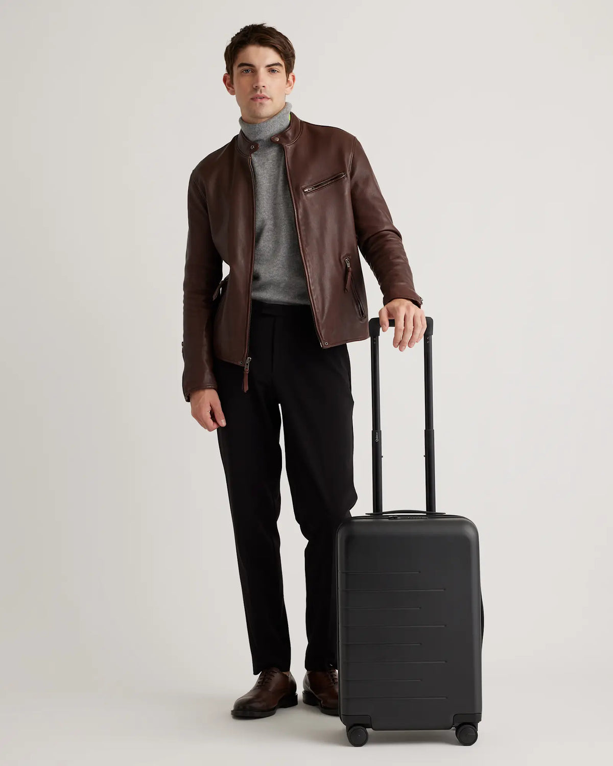 Expandable Carry-On Suitcase - US 7722