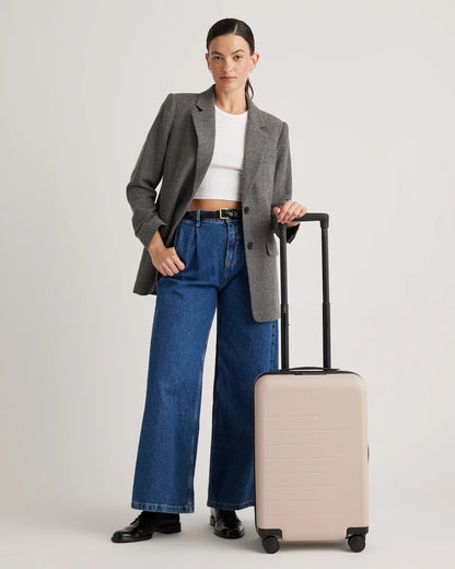 Expandable Small Carry-On Suitcase - US 8689