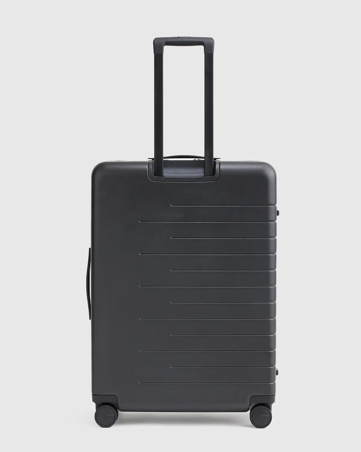 Expandable Medium Check-In Suitcase - US 3958