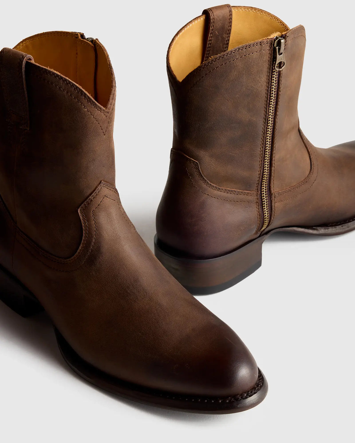 Crafted Leather Western Zip Boot - US 9282