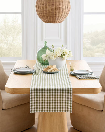 European Linen Gingham Table Runner - US 1976