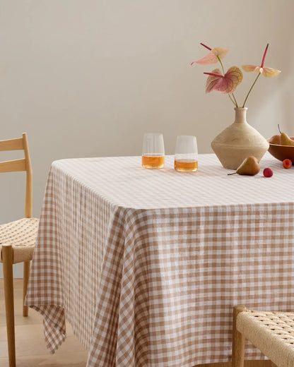 European Linen Gingham Tablecloth - US 4699