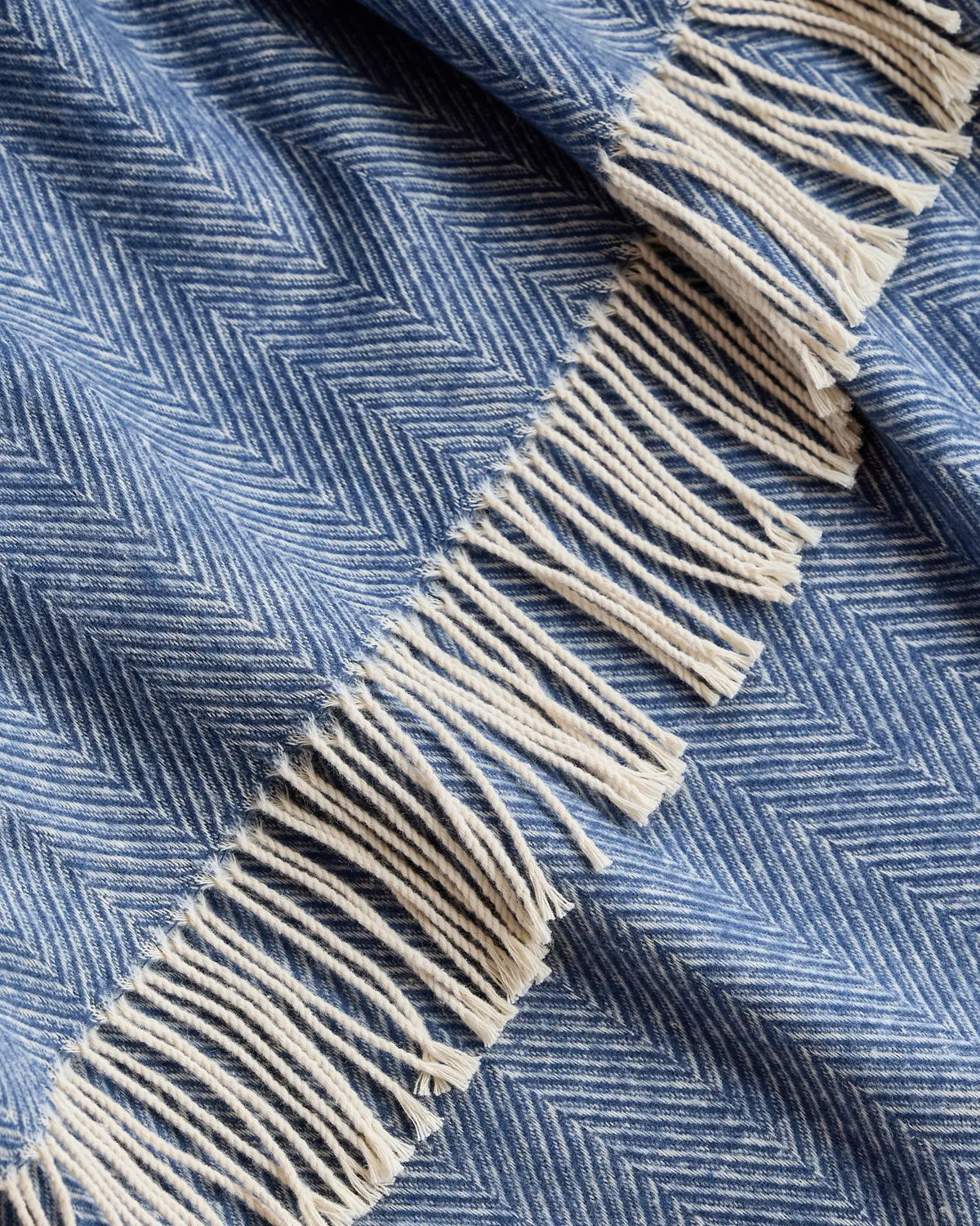 Lightweight Italian Cotton Herringbone Throw - US 0420