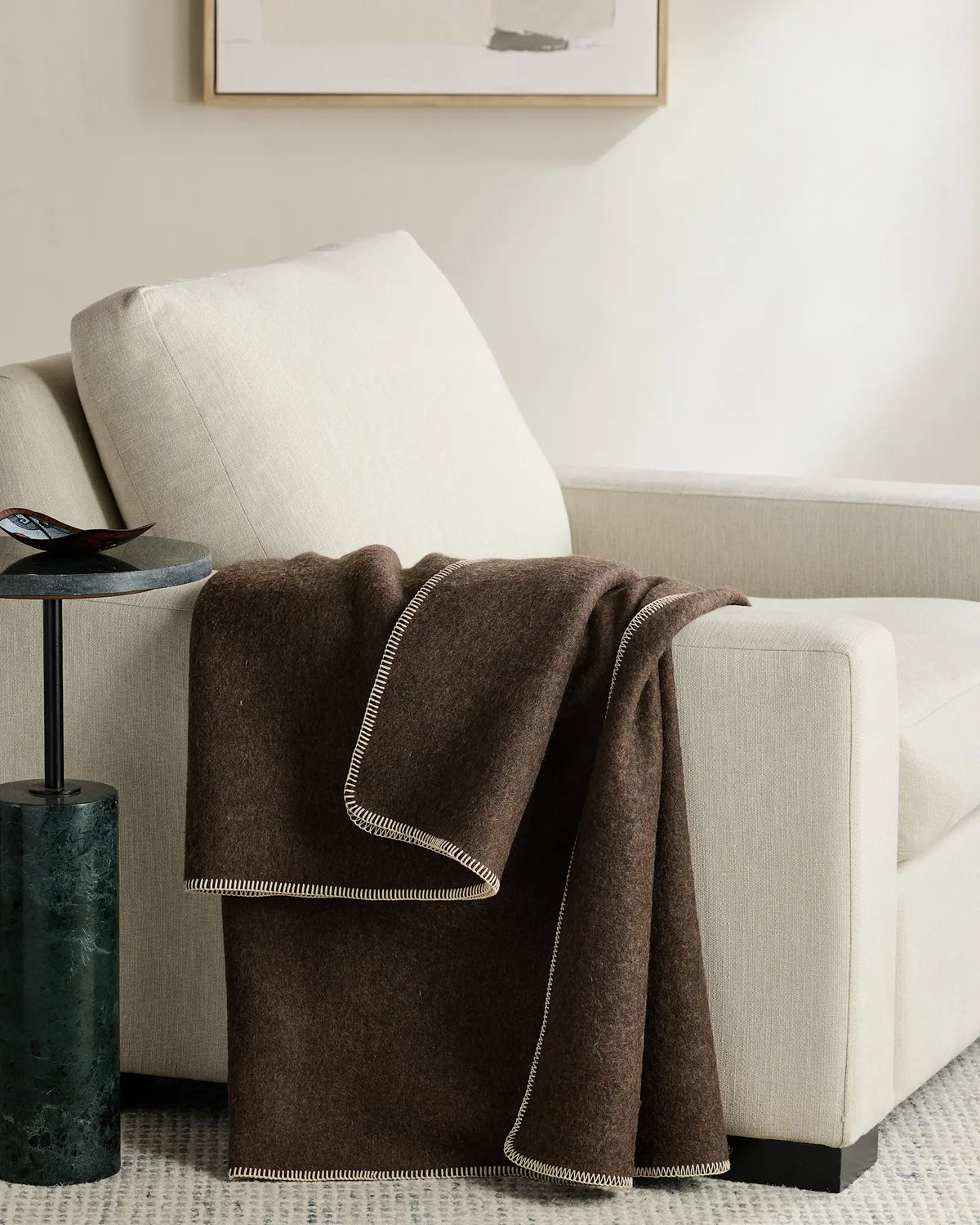 Wool Whipstitch Throw - US 8731