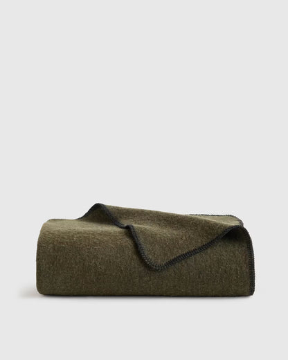 Wool Whipstitch Throw - US 2050