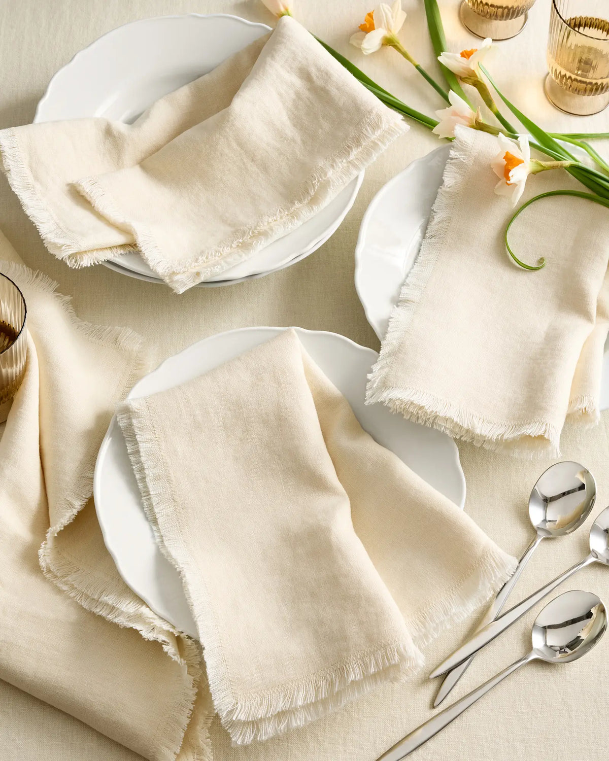 European Linen Fringe Napkins, Set of 8 - US 8142