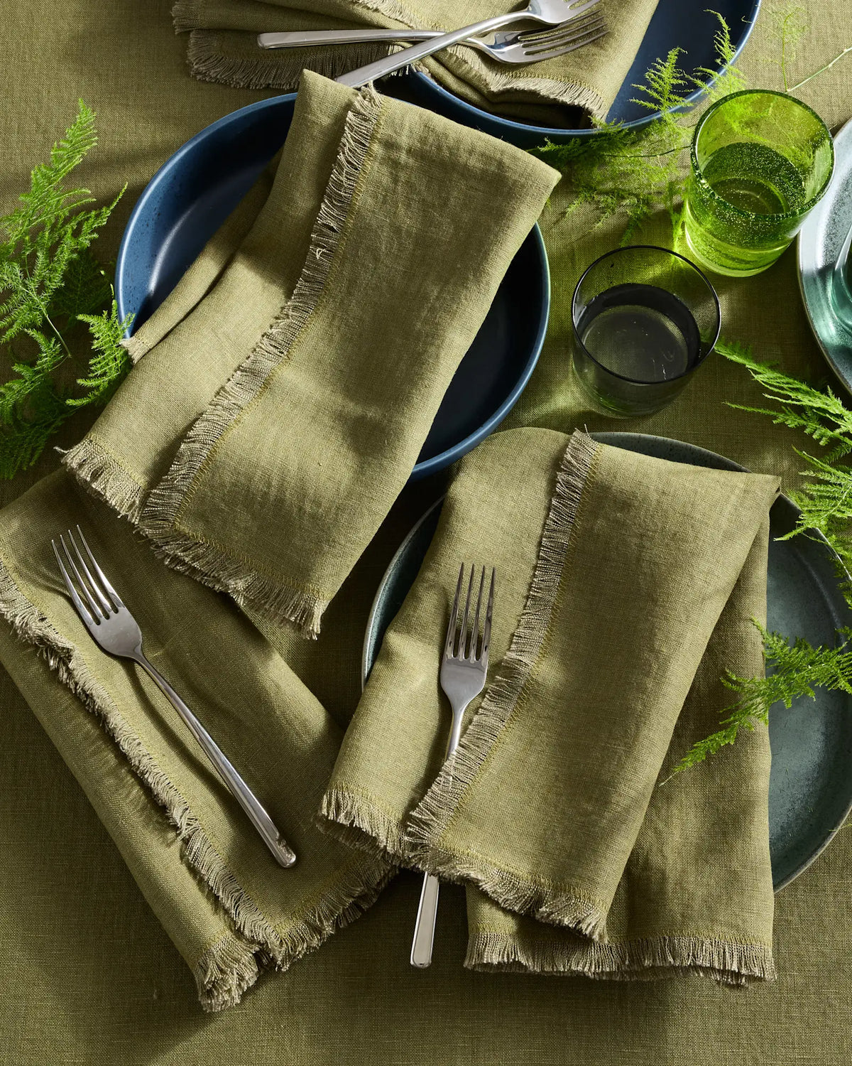 European Linen Fringe Napkins, Set of 12 - US 6693