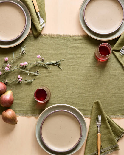 European Linen Fringe Table Runner - US 2714