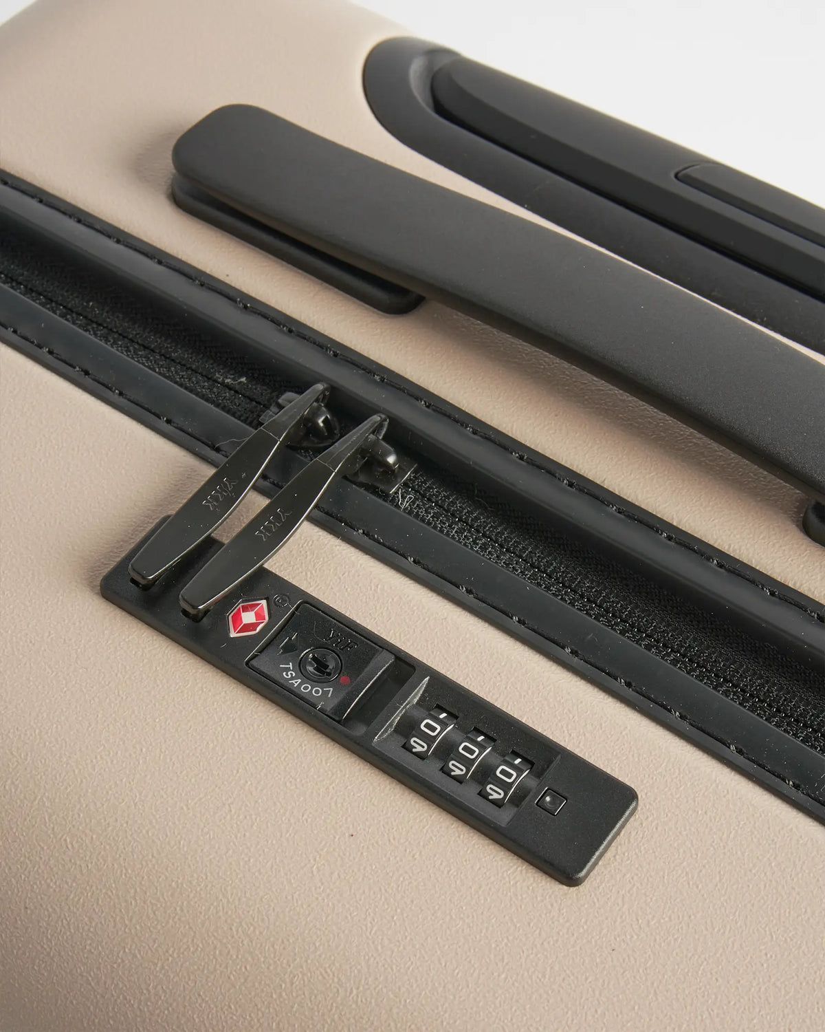Carry-On Suitcase - US 7132