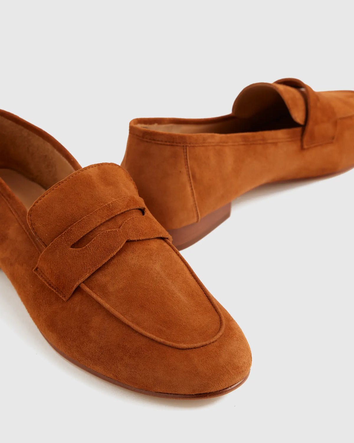 Italian Suede Penny Loafer - US 8607