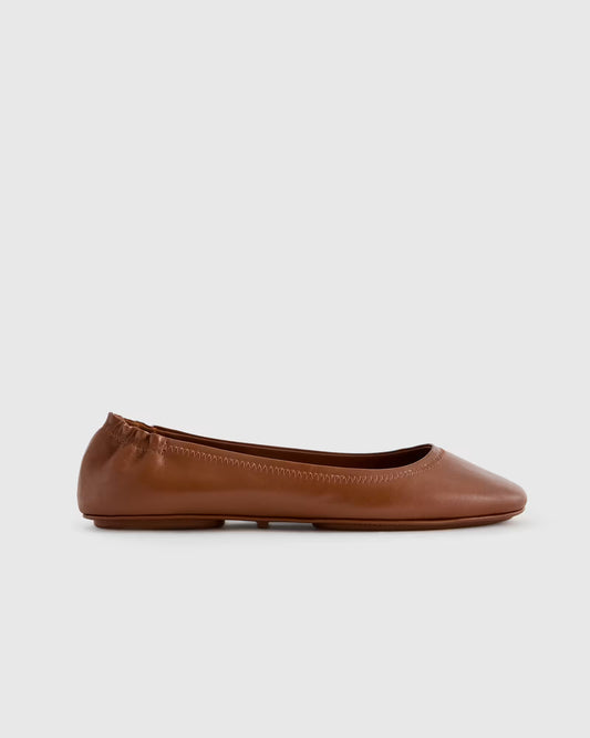 Italian Leather On-The-Go Ballet Flat - US 1954
