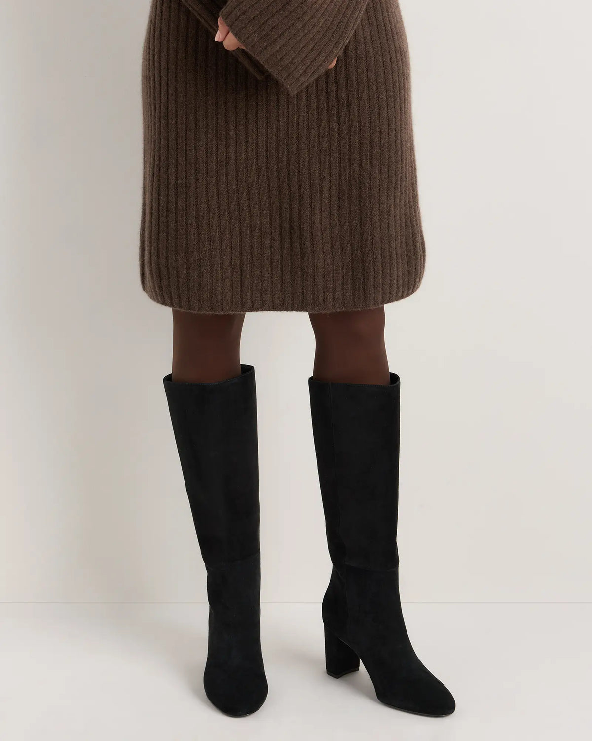Italian Suede Block Heel Boots - US 7679