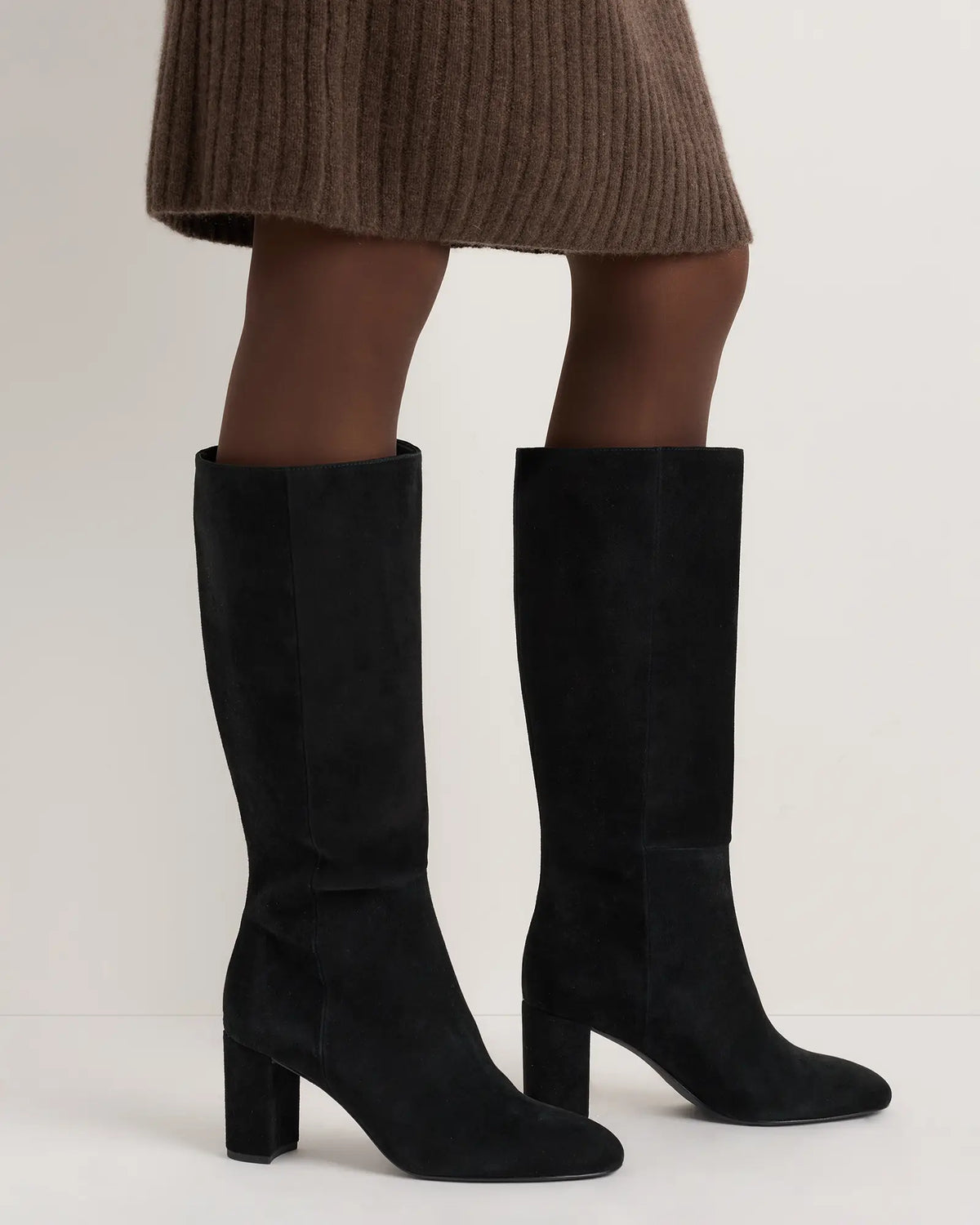 Italian Suede Block Heel Boots - US 7679