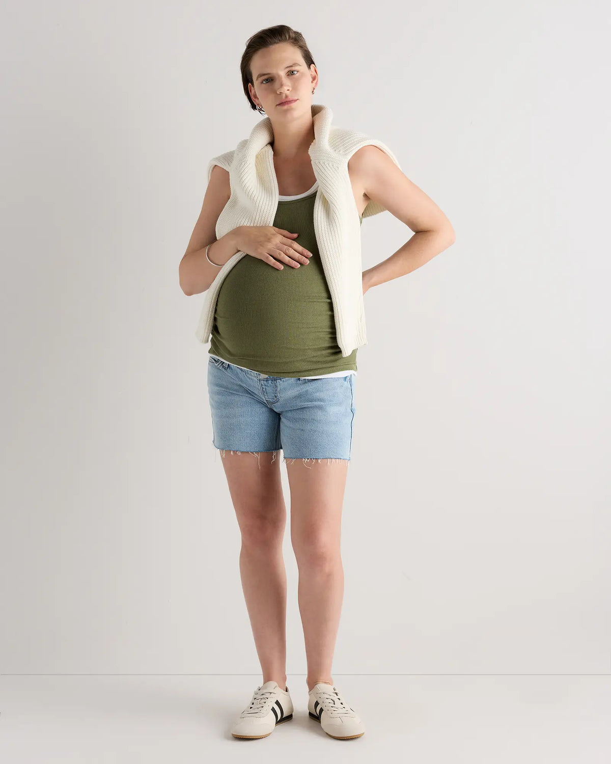 Lila Stretch Maternity Vintage Shorts - US 4604