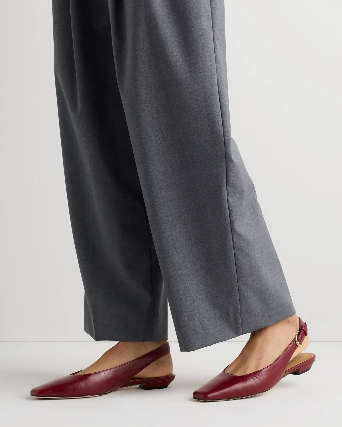 Italian Leather Slingback Flat - US 2365