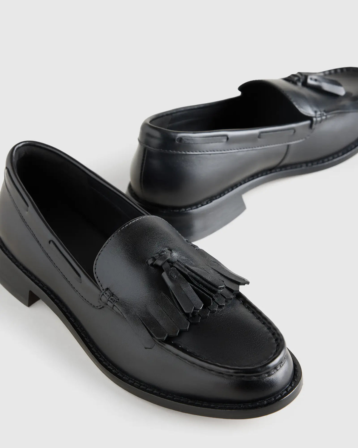 Italian Leather Tassel Loafer - US 5067