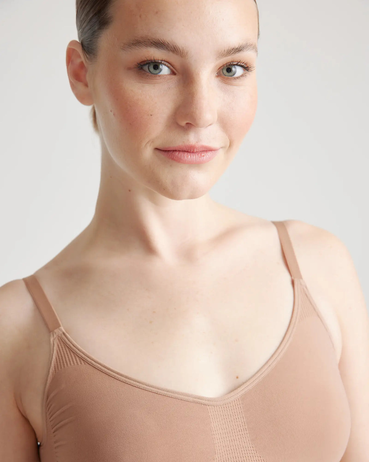 Sculpting Mid-Thigh Bodysuit - US 8596