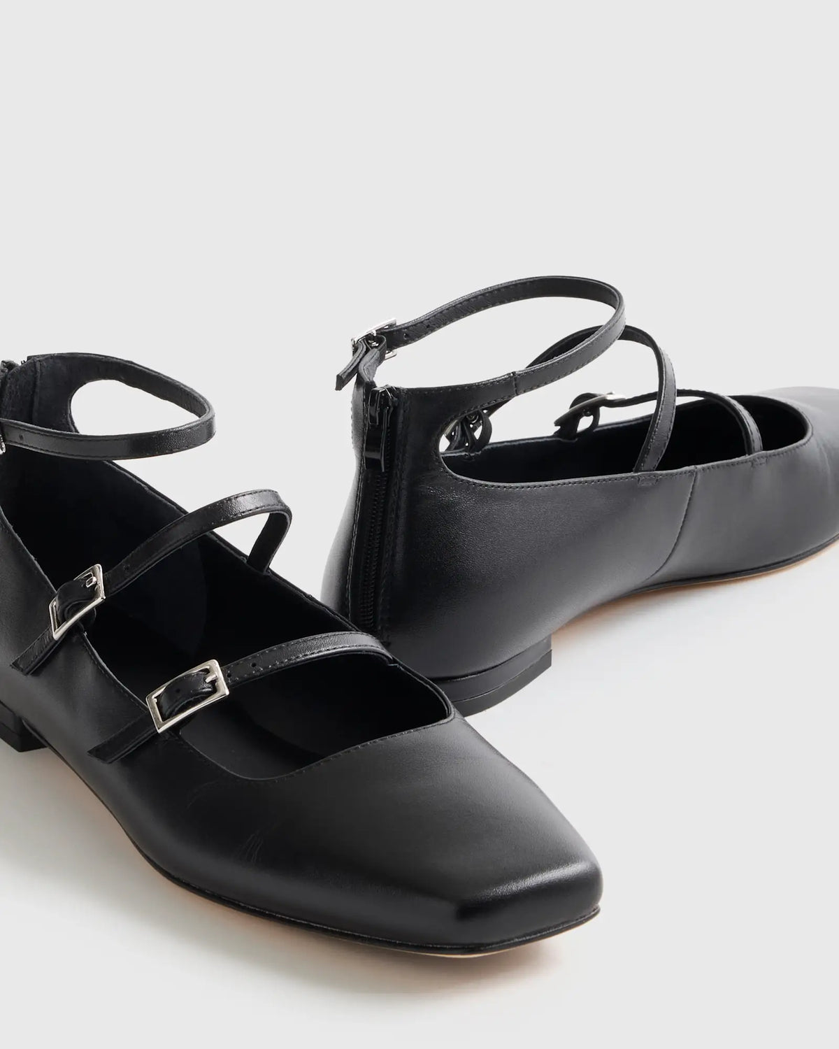 Italian Leather Strappy Ballet Flat - US 3049