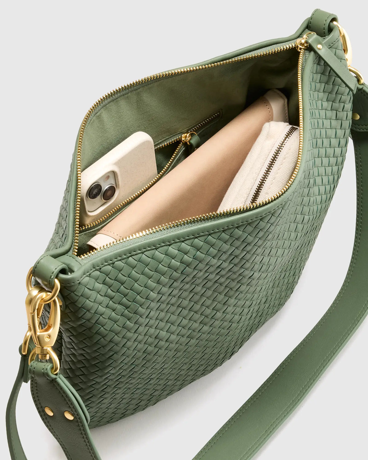 Sloane Handwoven Shoulder Bag - US 1516