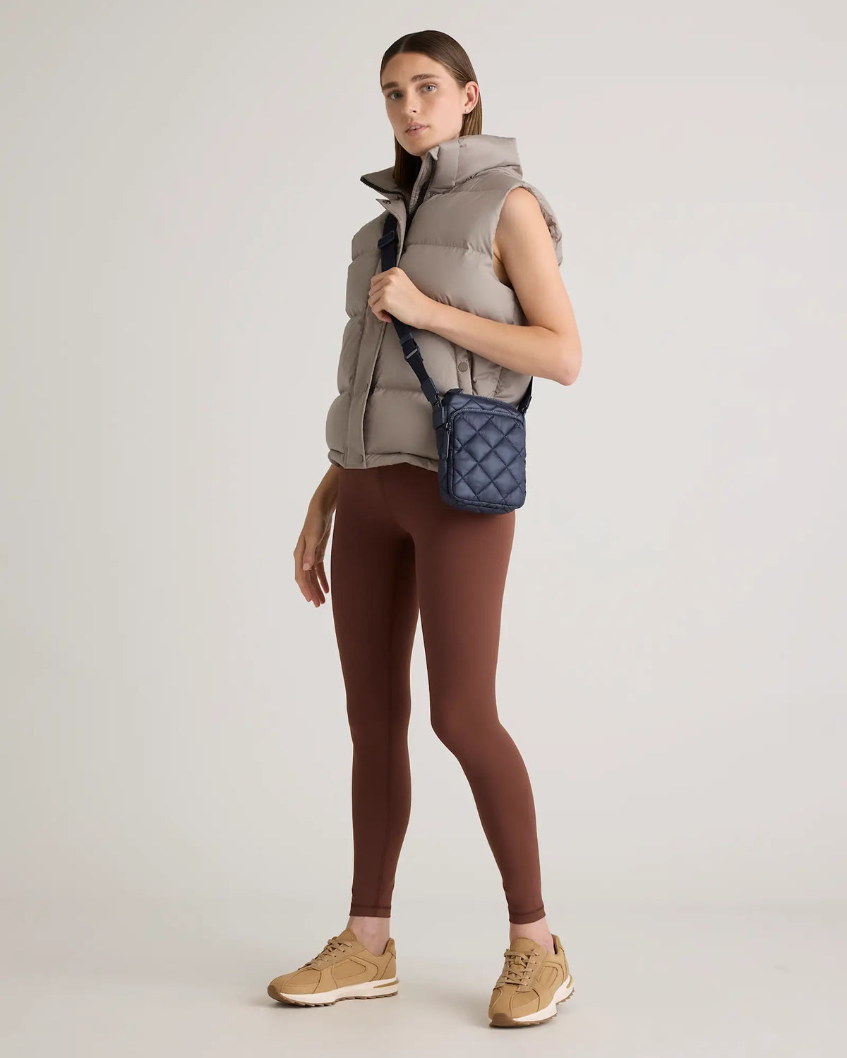 Transit Quilted Phone Crossbody - US 4573