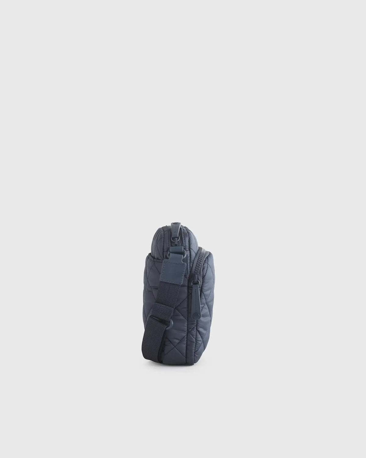 Transit Quilted Phone Crossbody - US 4573