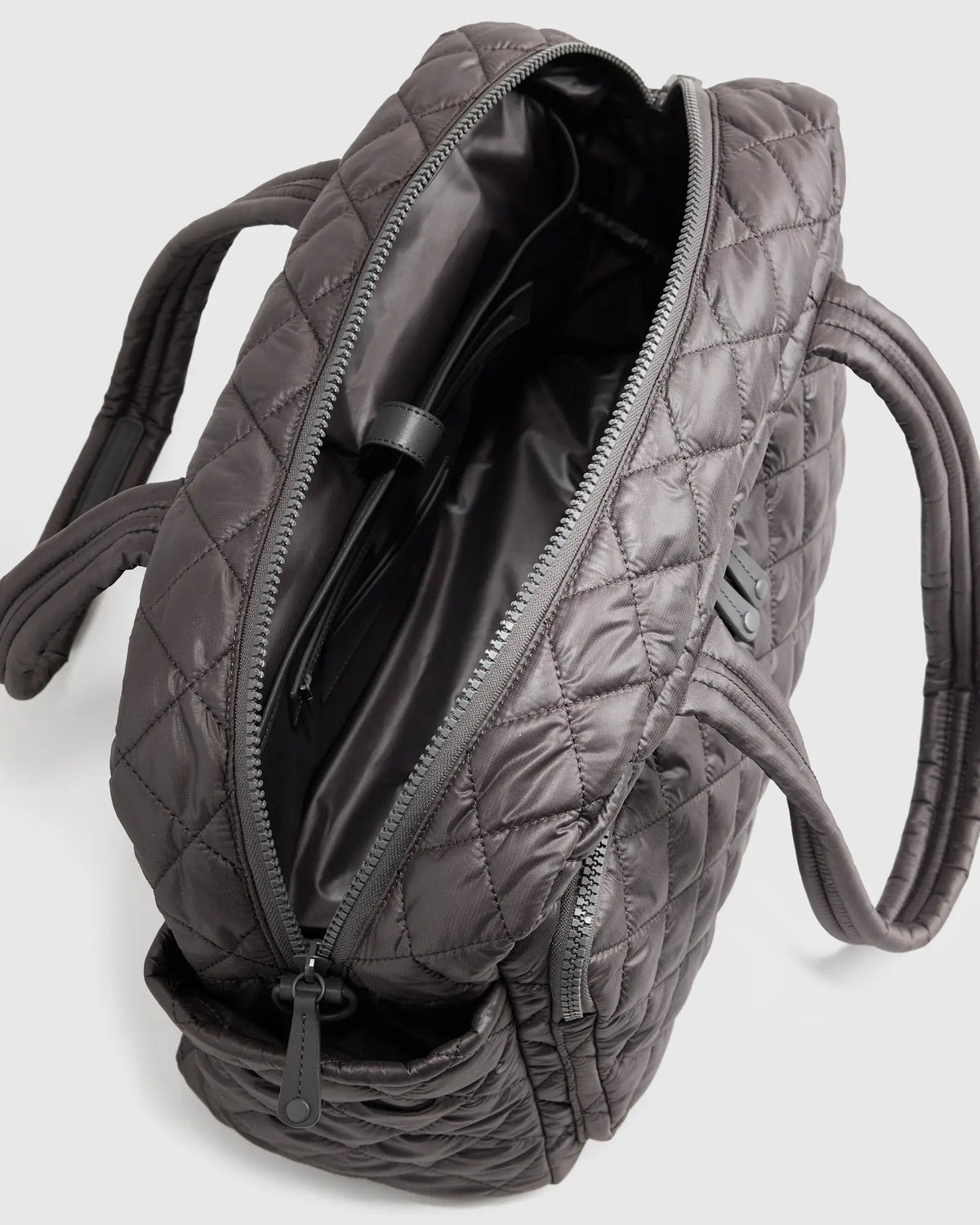Transit Quilted Duffle Bag - US 0011