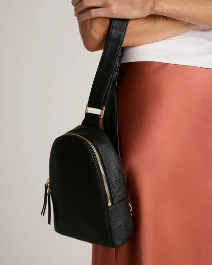 Italian Leather Sling Pack - US 4342