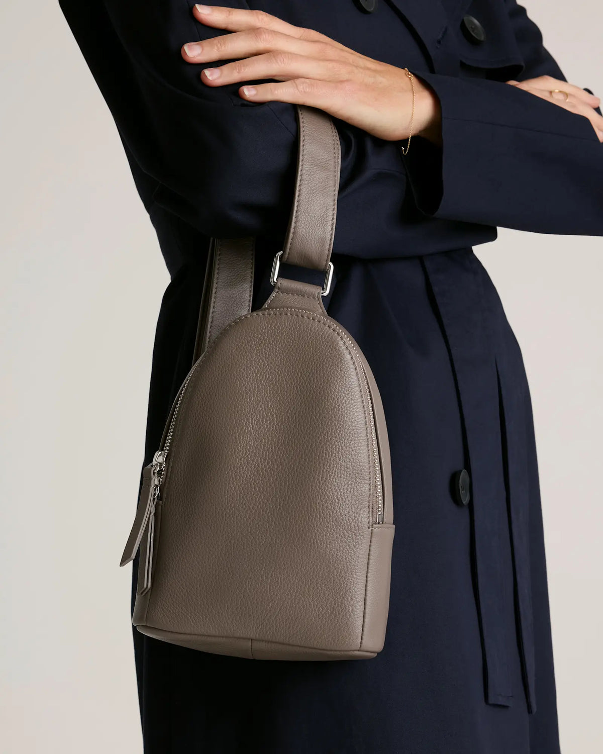 Italian Leather Sling Pack - US 8209