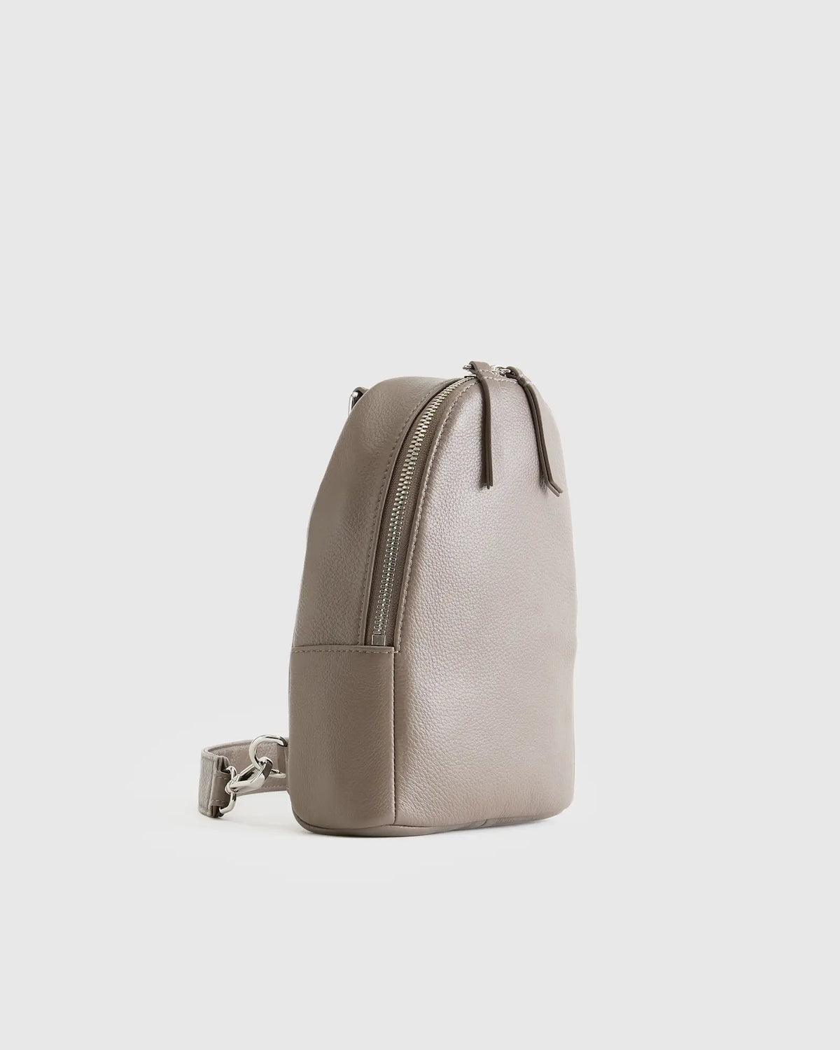 Italian Leather Sling Pack - US 8209