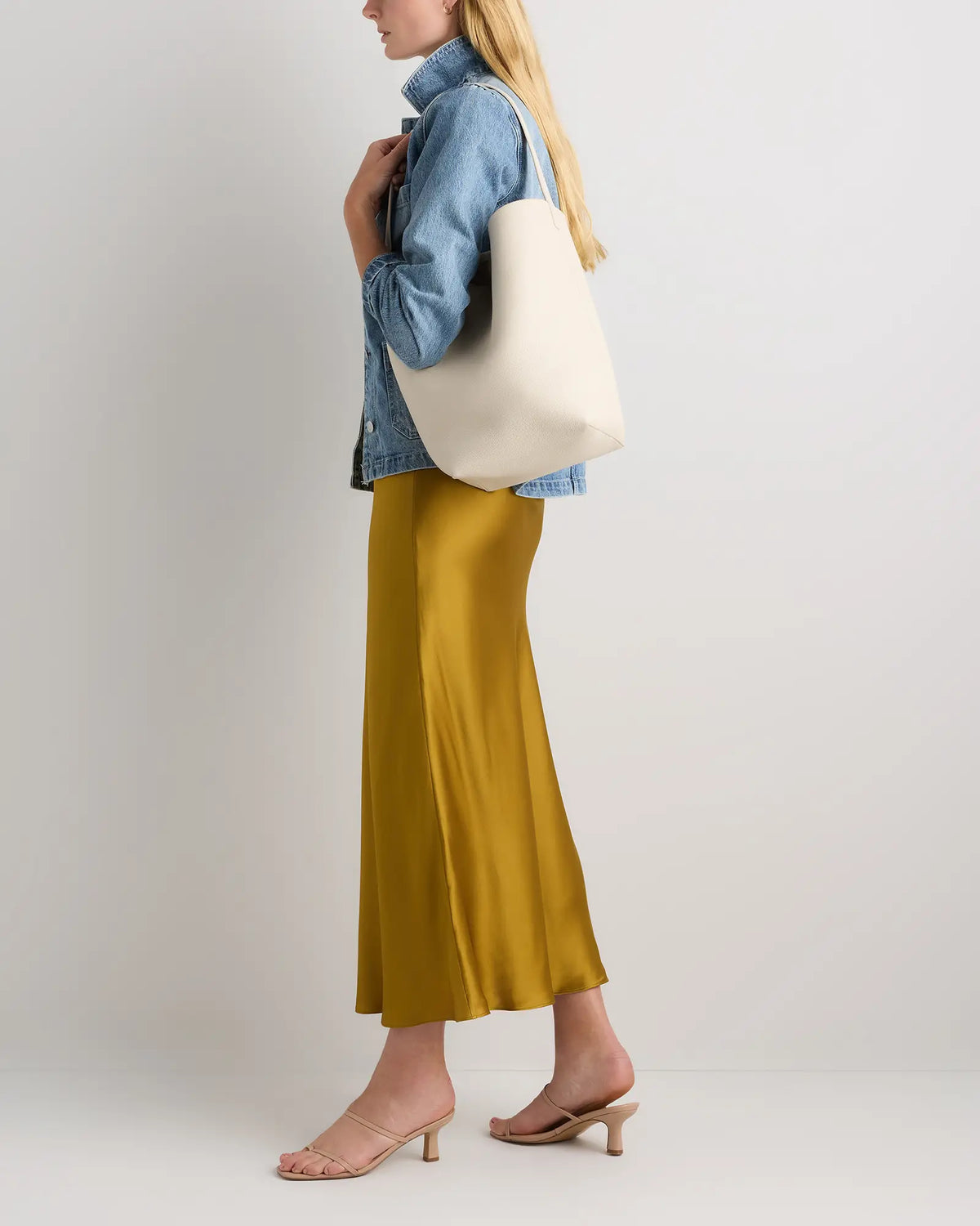 Penelope Large Shoulder Bag - US 6331