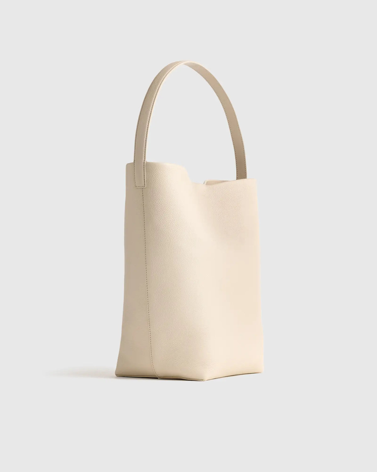 Penelope Large Shoulder Bag - US 6331