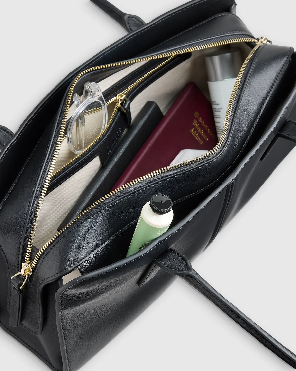 Bea Shoulder Bag - US 7578