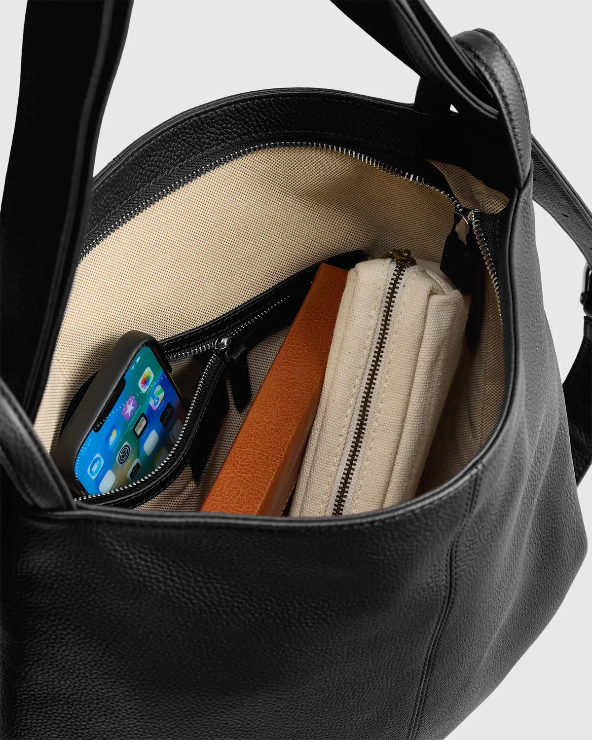 Maeve Convertible Backpack - US 7355