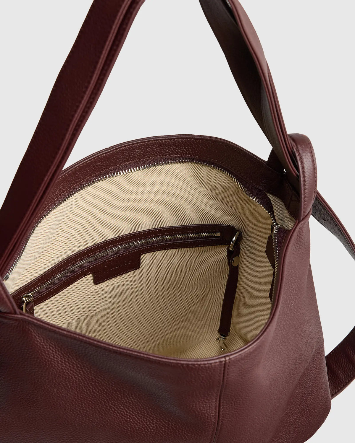 Maeve Convertible Backpack - US 1506