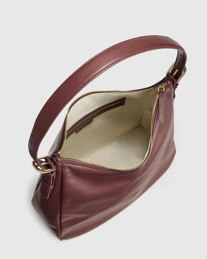 Sutton Shoulder Bag - US 7459