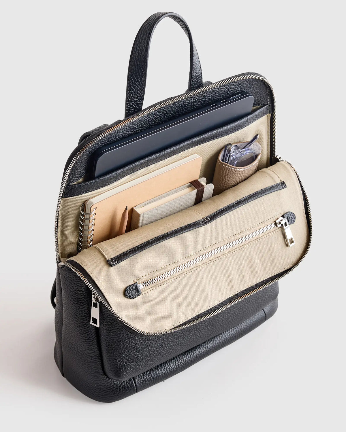 Italian Leather Convertible Backpack - US 0731