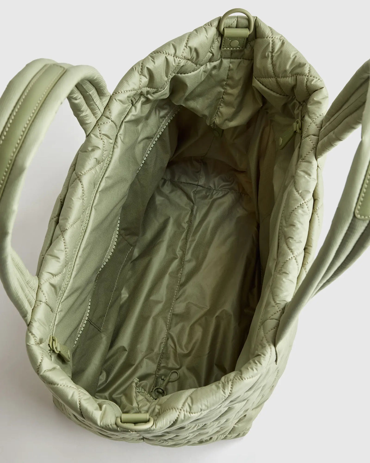 Transit Quilted Carry-All Tote - US 4967