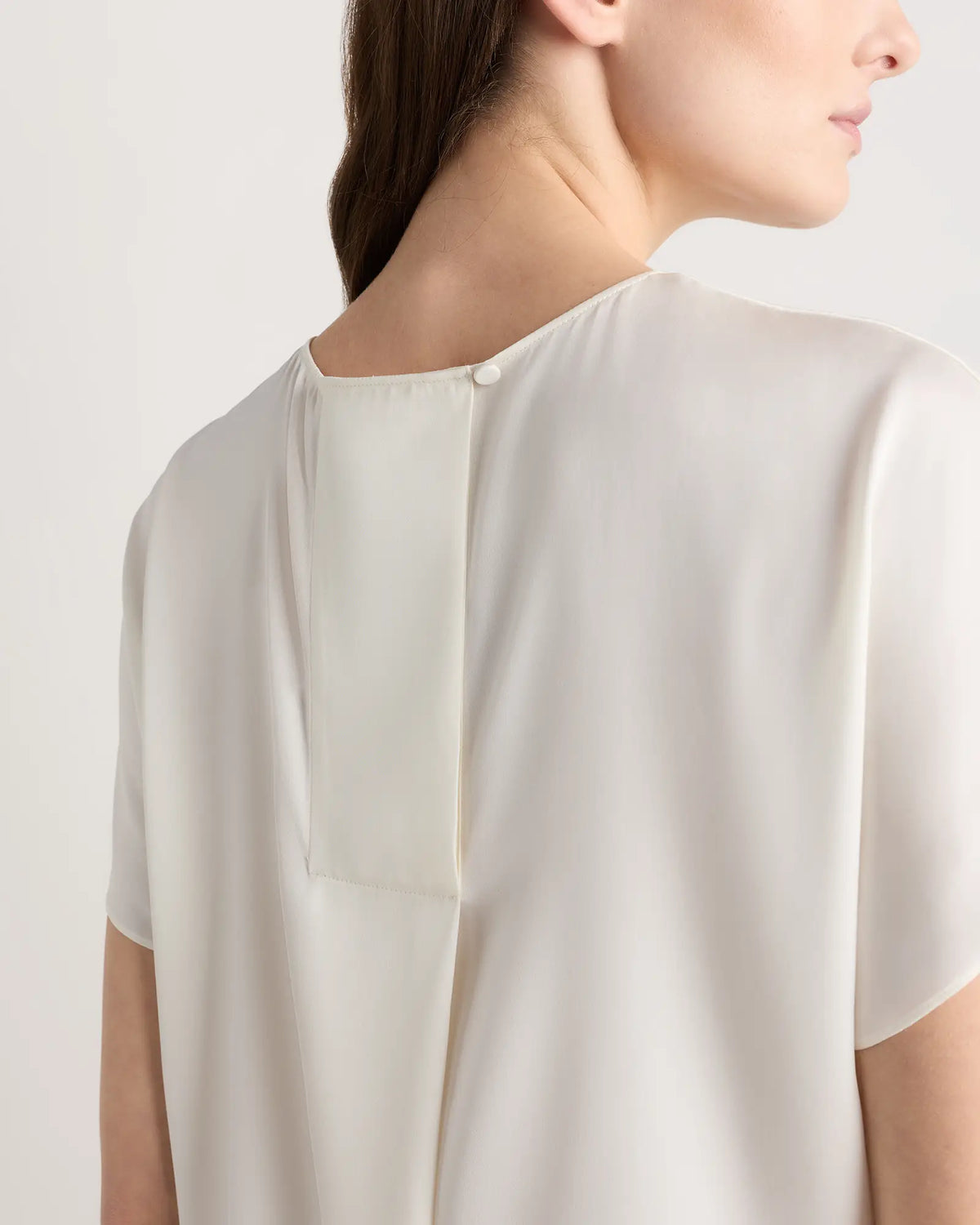 Washable Stretch Silk Split Hem Tee - US 2139
