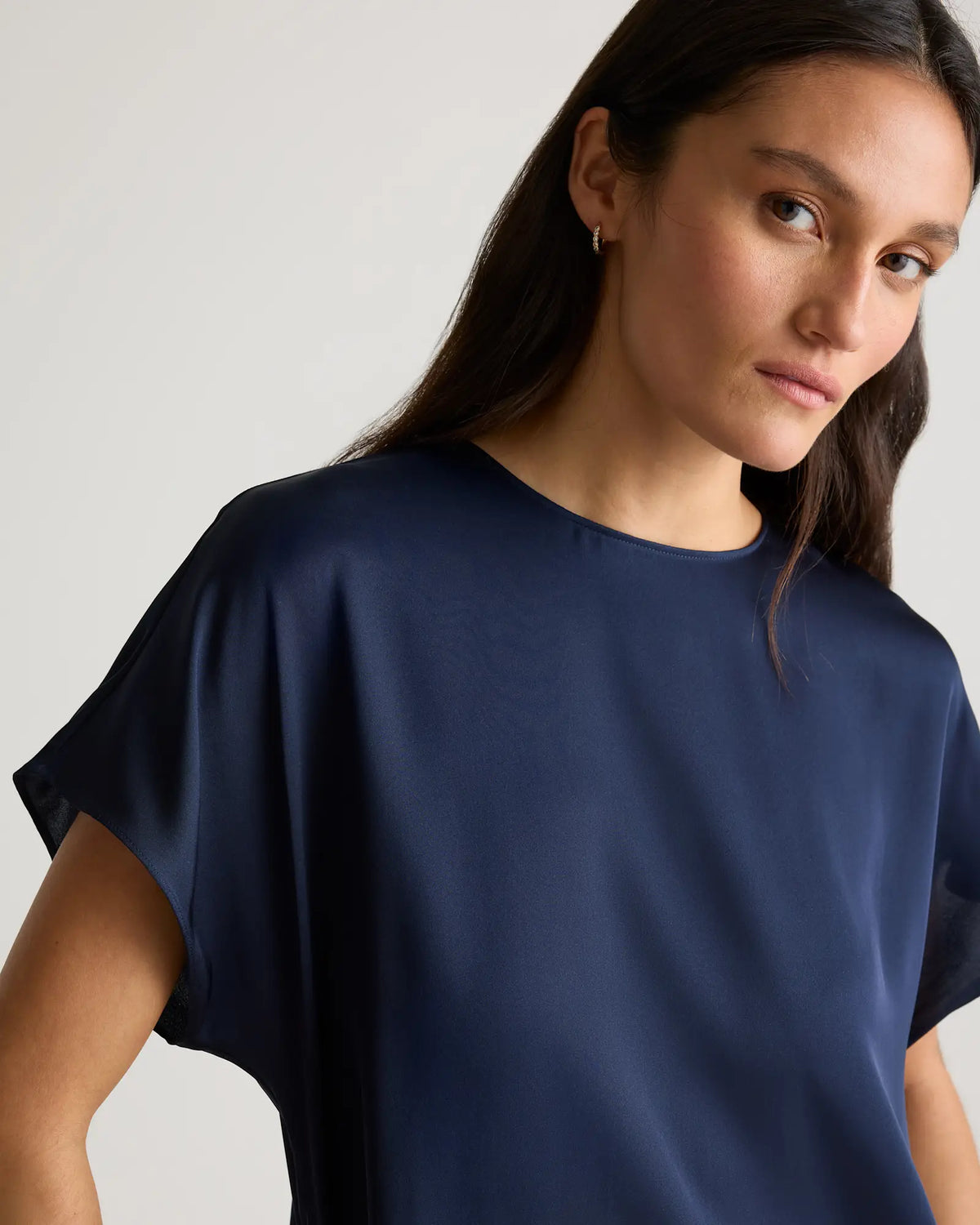Washable Stretch Silk Split Hem Tee - US 1344