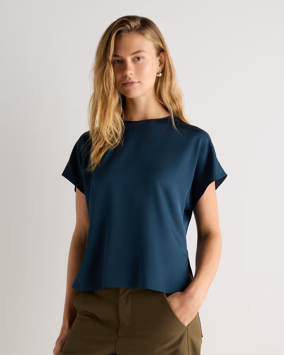 Washable Stretch Silk Split Hem Tee - US 8369