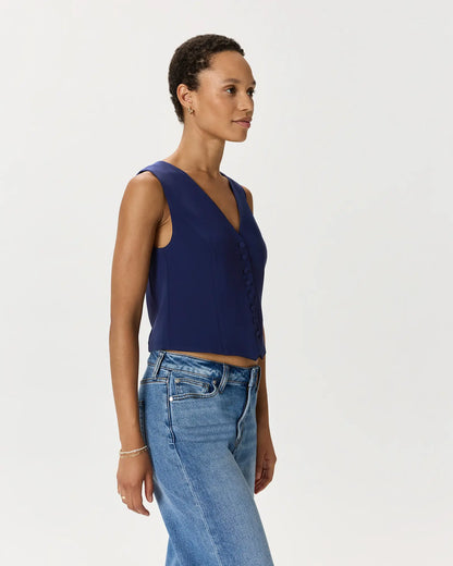Fluid Crepe Vest - US 0358