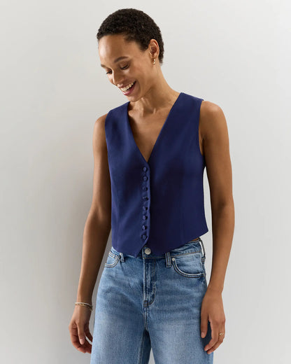Fluid Crepe Vest - US 0358