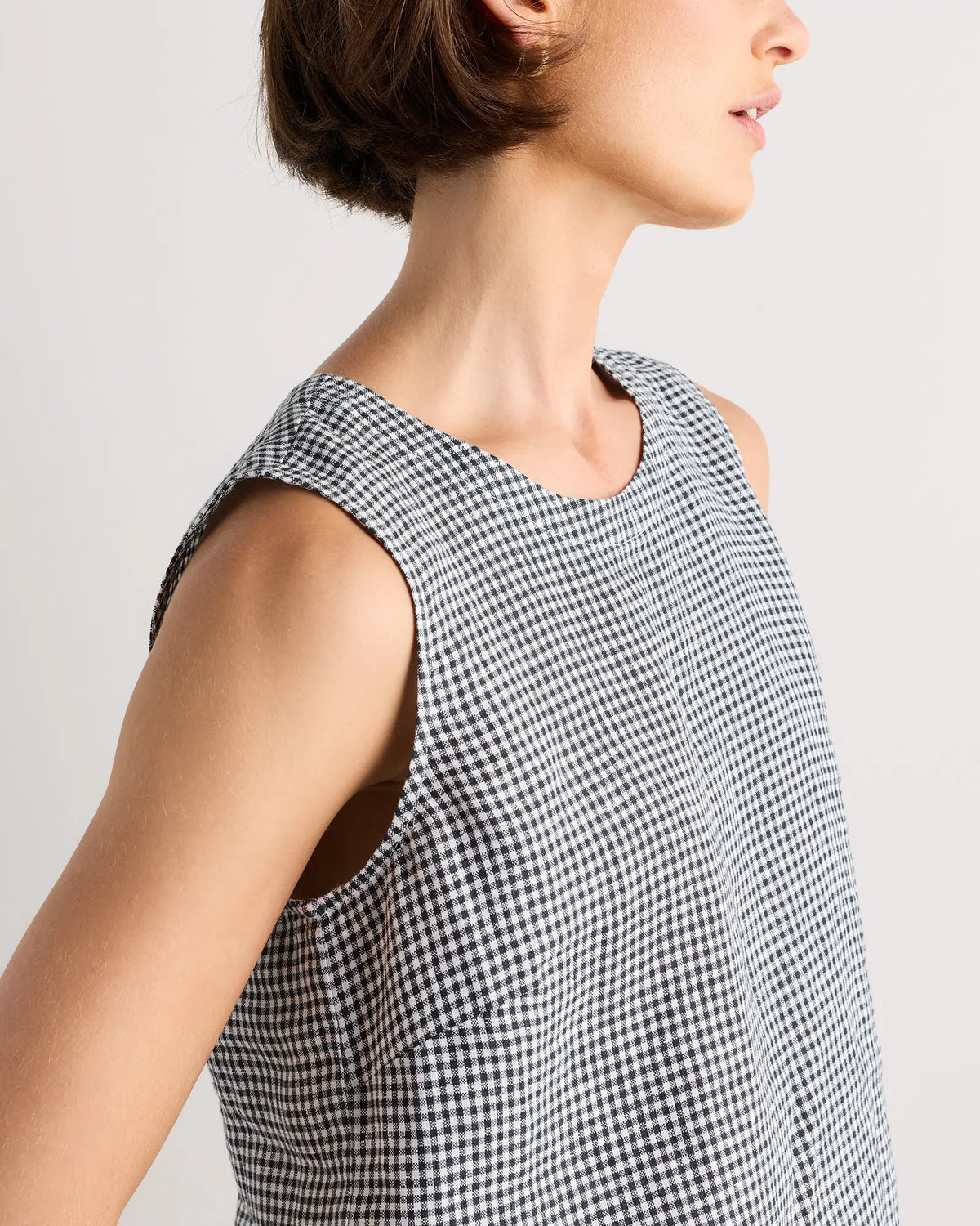 100% European Linen Tank - US 4157