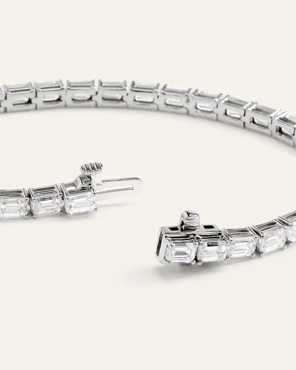 14K Gold Lab Grown Diamond East-West Emerald Tennis Bracelet - 10ctw - US 0642
