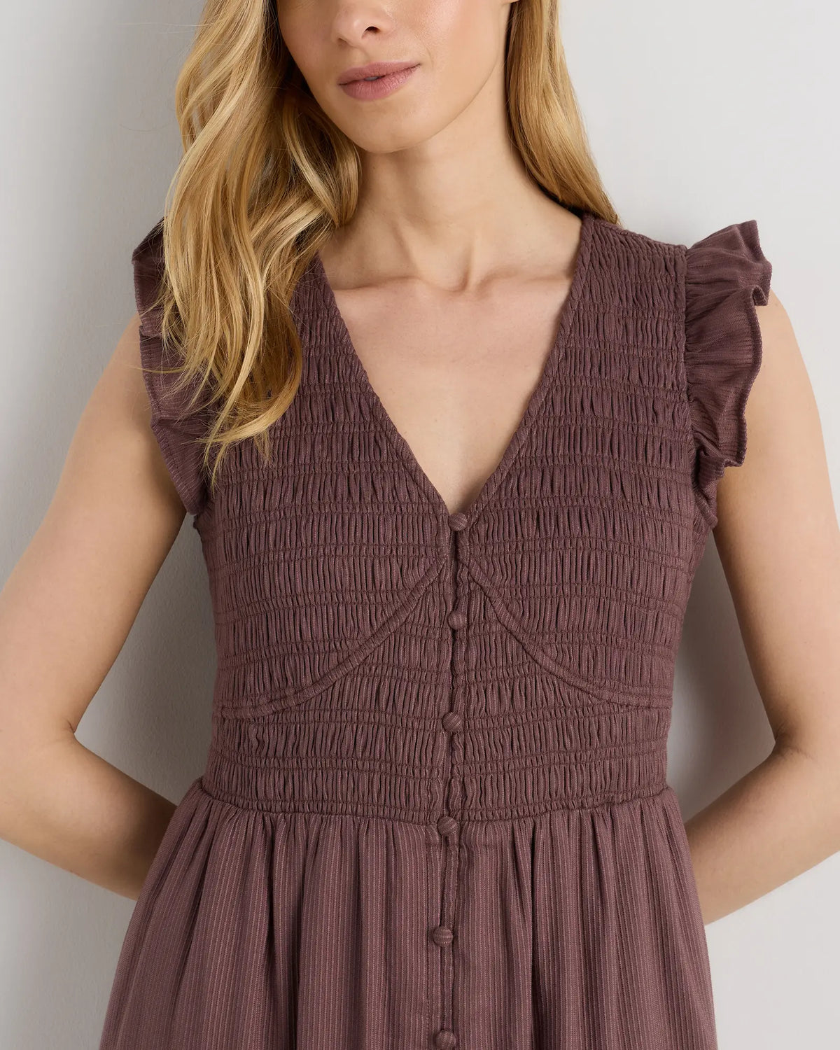 Organic Textured Cotton Smocked V-Neck Midi Dress - US 3371