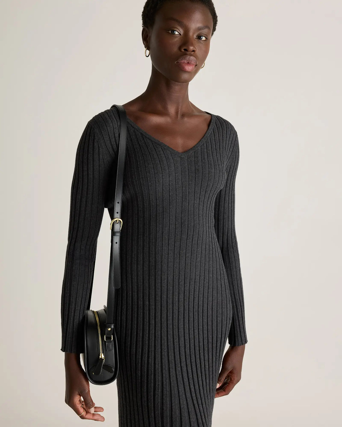 Cotton Cashmere Ribbed Long Sleeve V-Neck Midi Dress - US 2168