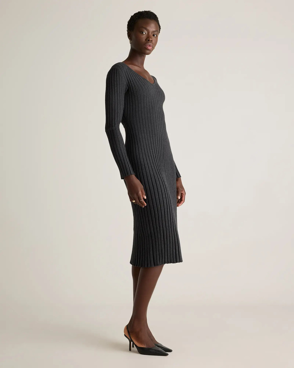 Cotton Cashmere Ribbed Long Sleeve V-Neck Midi Dress - US 2168