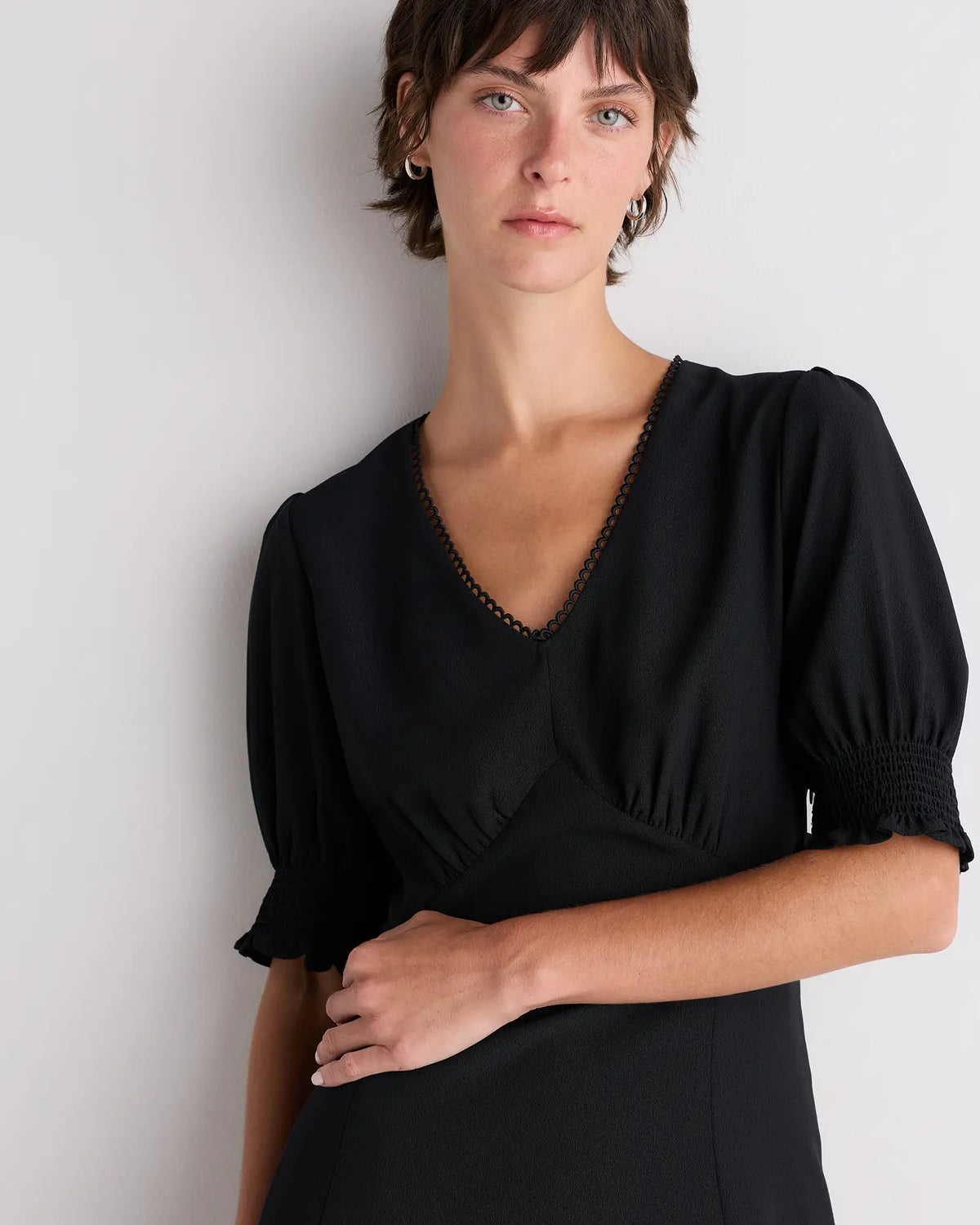 Matte Crepe Puff Sleeve Midi Dress - US 7680