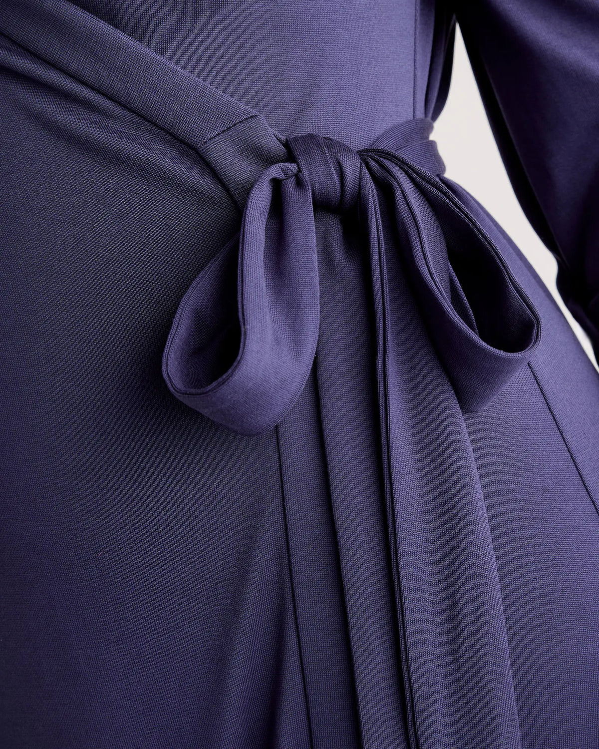 100% Silk Jersey Midi Wrap Dress - US 1329