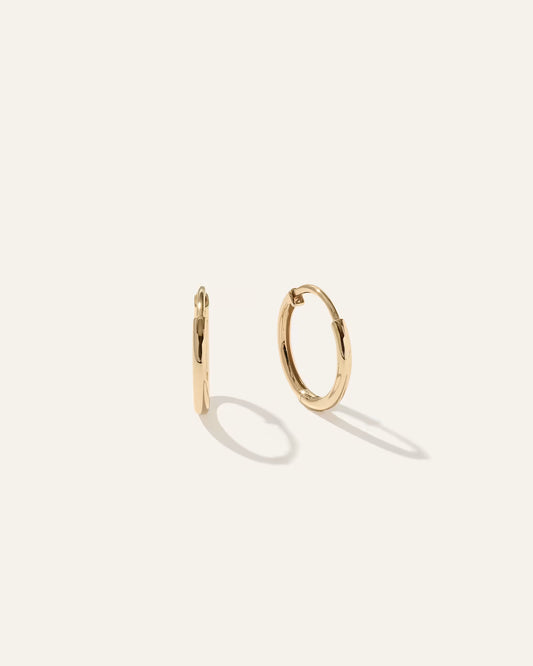 14K Gold Classic Hoops - US 7601